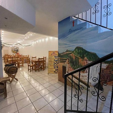 Hotel Towi クリル エクステリア 写真